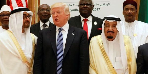 Social Media Users Mock Arab Rulers as Trump’s Orphans
