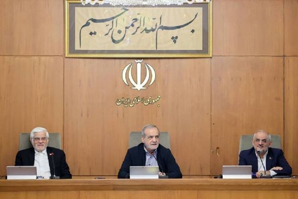 تصویب ۲ آئیننامه مربوط به مدیریت بهرهبرداری فرودگاهها و قانون حمایت از مالکیت معنوی