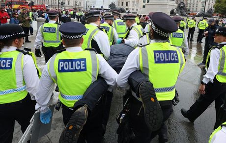 ۱۷۵ بازداشتی در تظاهرات ضد اسرائیلی لندن؛ جدال آزادی بیان و محدودیت‌های امنیتی