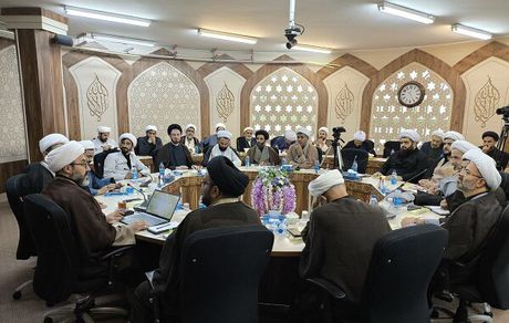 نشست معاونان امور طلاب حوزه‌های علمیه استان‌ها آغاز شد
