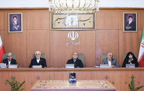 بزشکیان: لا ینبغی أن تدفعنا جهود العدو لخلق حالة من عدم الاستقرار إلى إهمال نقاط الضعف الداخلیة