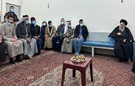 جدیدترین تصویر از دیدار مردمی آیت‌الله سیستانی
