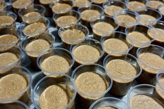 آیین سنتی حلیم‌پزی روز شهادت حضرت فاطمه زهرا(س) در بابل برگزار شد