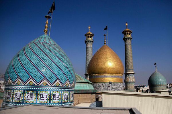 برگزاری ویژه‌ برنامه قرائت دعای کمیل در حرم حضرت عبدالعظیم(ع)
