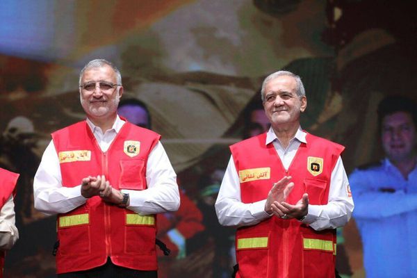 رونمایی از تجهیزات جدید آتش نشانی تهران با حضور رییس جمهور
