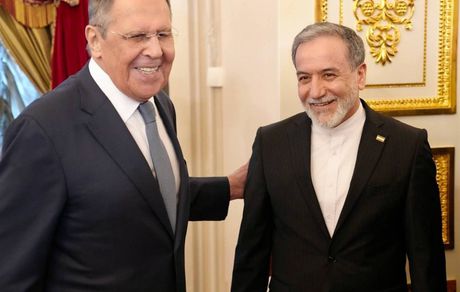 عراقچی: از حمایت روسیه از مسیر دیپلماسی استقبال می‌کنیم