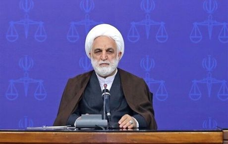 اژه‌ای: در خیمه حسین(ع) می‌مانیم و خون‌خواهی را رها نمی‌کنیم