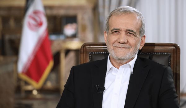 پیام رئیس‌جمهور به مناسبت انتخاب رهبر جدید انقلاب
