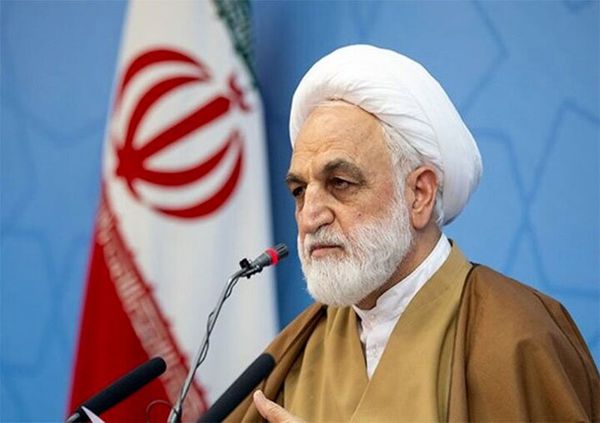 دشمن در جنگ اخیر به استیصال رسید/ به هیچ وجه نباید حضور مردم در صحنه کمرنگ شود