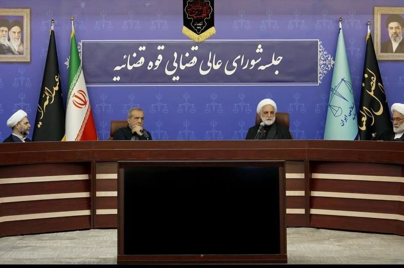 همه مکلف به حمایت از دولت در شرایط کنونی هستیم/ تمام همت رییس جمهور خدمت به کشور است